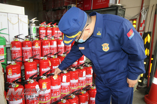 严管消防产品 筑牢安全防线——绵阳消防深入销售点开展产品质量监管专项行动